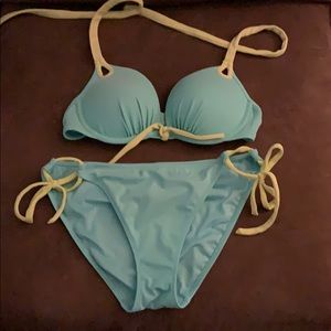 Vs swim. 34b medium bottoms
